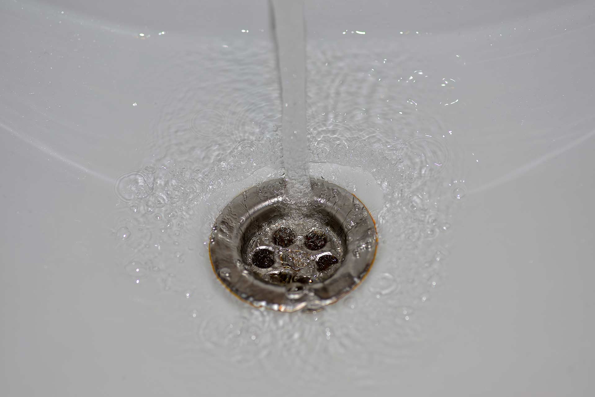 A2B Drains provides services to unblock blocked sinks and drains for properties in Crawley.